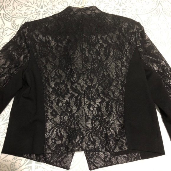 Chico’s black on black lace single button jacket size 1 - Picture 3 of 6